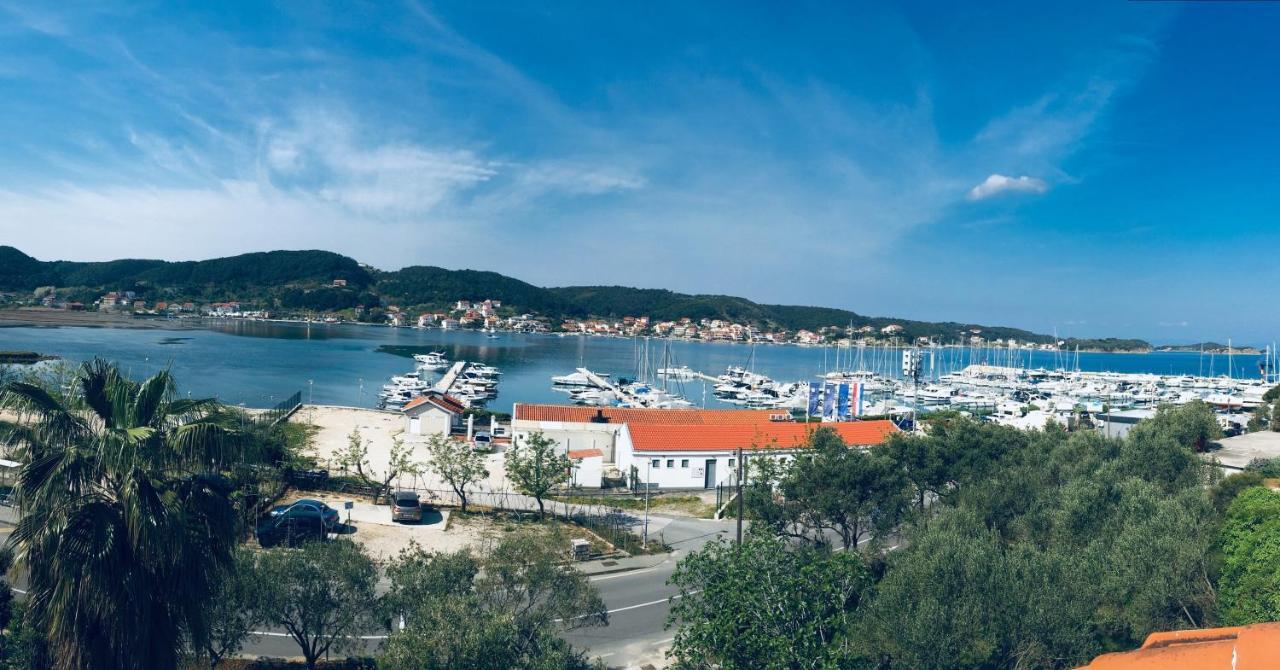 B&B Garni Stefi! Supetarska Draga Bagian luar foto